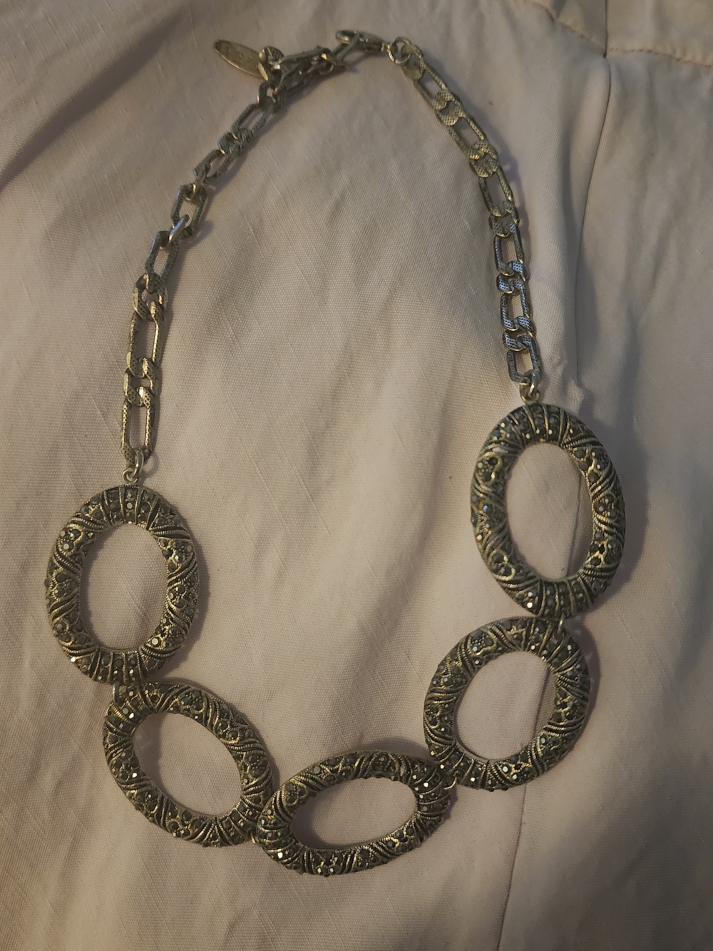 Ornate Silver Oval Link Necklace - Women Jewelry